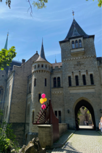 Maxton Hall Drehort Schloss Marienburg